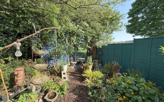 22, Kings Meadow View, West Yorkshire